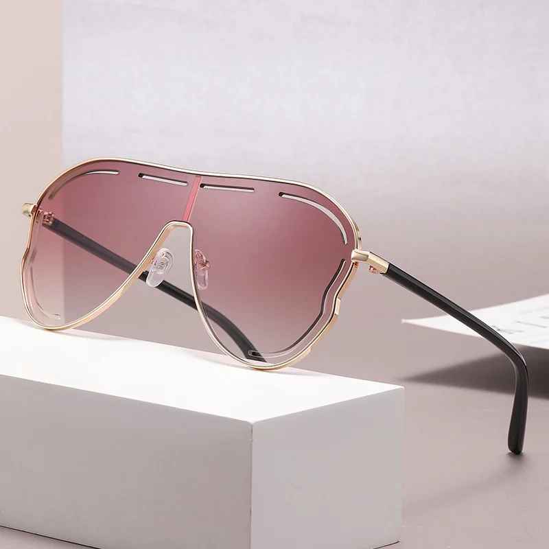 Monroe Luxe Aviator Sunglasses