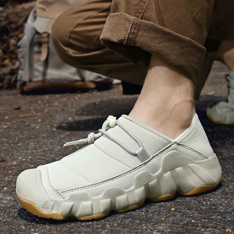 Canyon Trail Sneakers