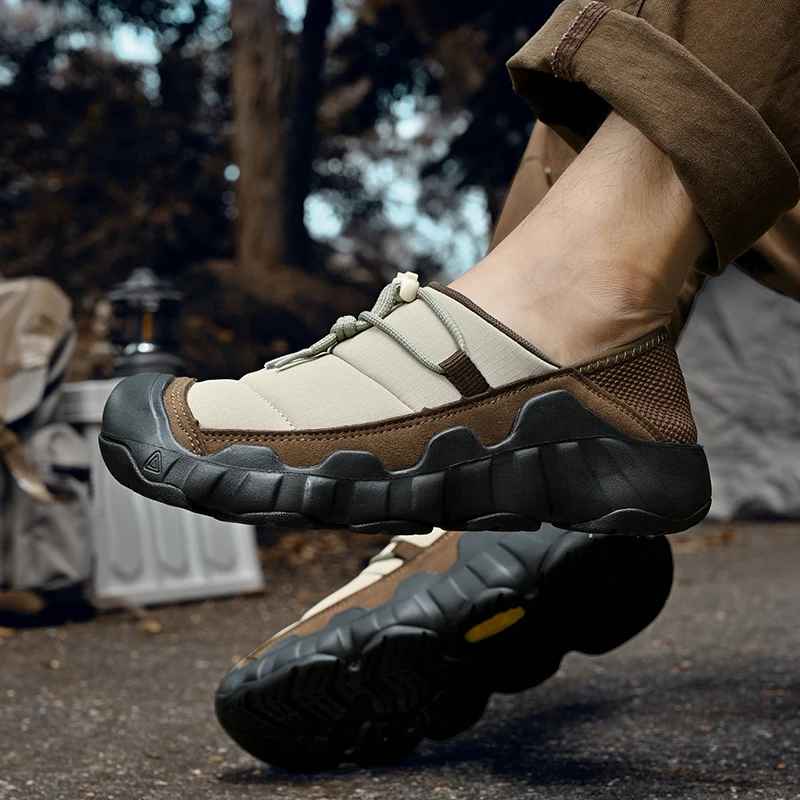 Canyon Trail Sneakers