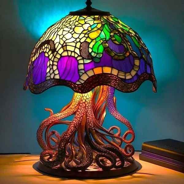 Aurora Magestic Lamp