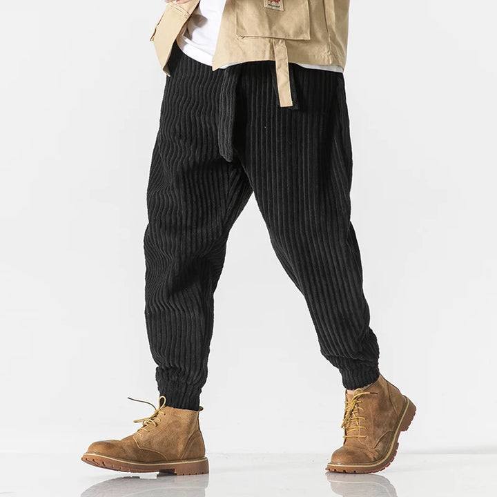 Weekender fleece hem pants