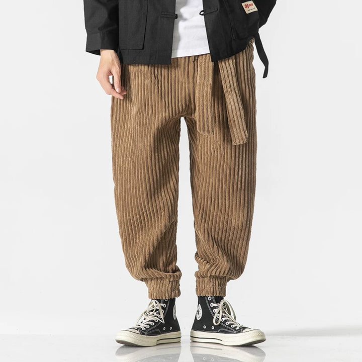 Weekender fleece hem pants