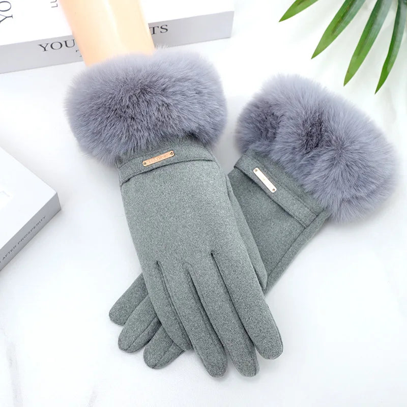 Bella Rosa Fur Gloves