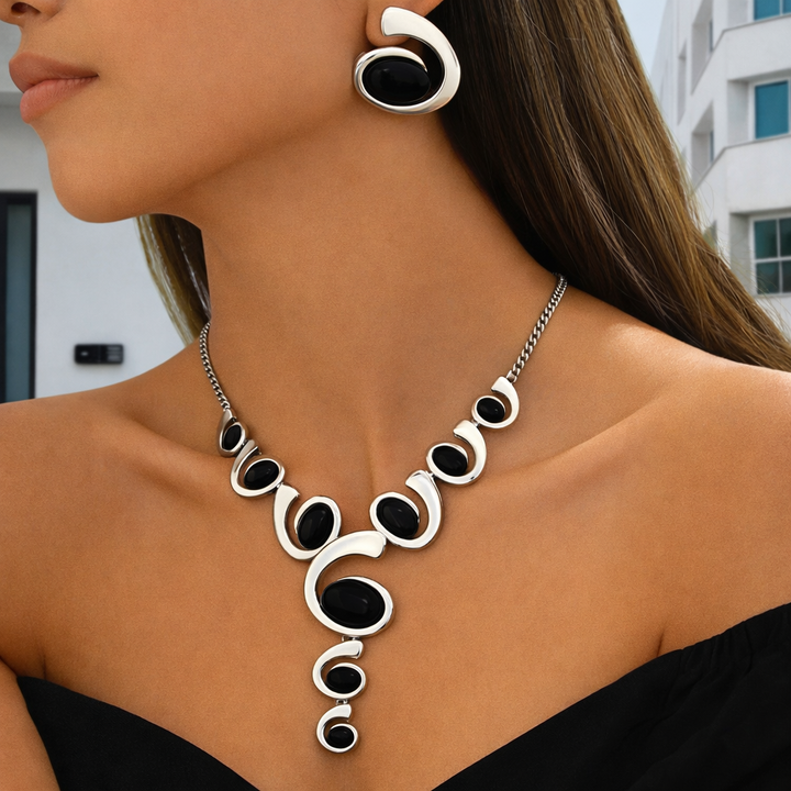Old Money Koloye Necklace Set